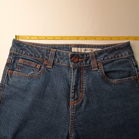 DKNY Jeans Size 6 Mid Rise Straight Leg Medium Wash - Picture 6 of 9